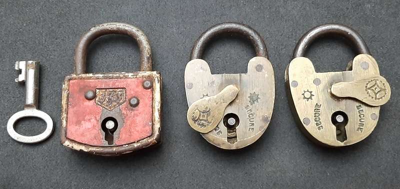 Lot : Early 20th Century - European Brass 'Trap Door' Locks & Steel Padlock ( 3 x Pcs).