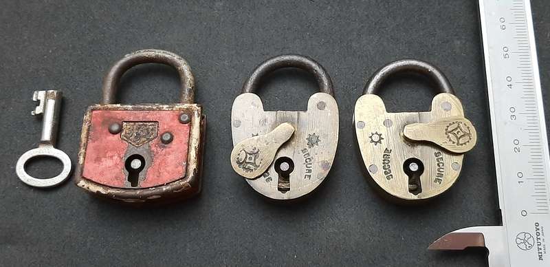Lot : Early 20th Century - European Brass 'Trap Door' Locks & Steel Padlock ( 3 x Pcs).