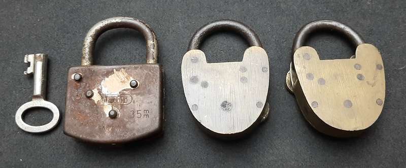 Lot : Early 20th Century - European Brass 'Trap Door' Locks & Steel Padlock ( 3 x Pcs).