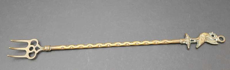 Early 20th Century: English Brass 'Liver Bird' Toasting Fork (45cm).