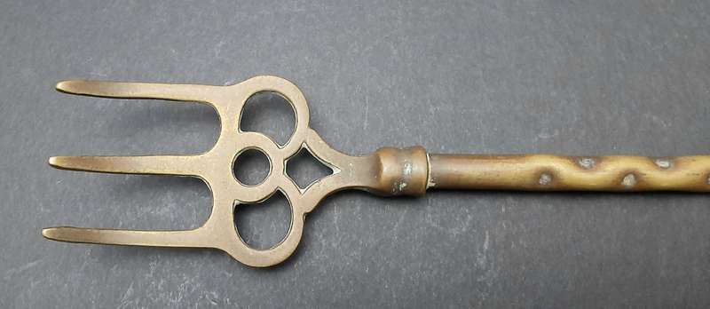 Early 20th Century: English Brass 'Liver Bird' Toasting Fork (45cm).