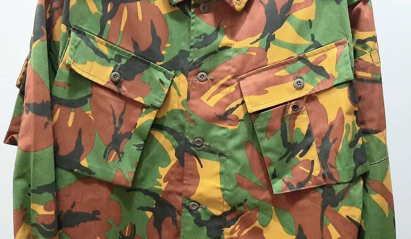 Early 2000s:  British DPM Camouflage 'Tropical Scheme' Private Purchase Fielddress Jacket (XL).