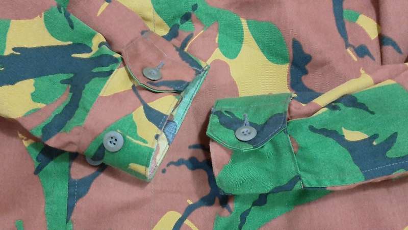 Early 2000s:  British DPM Camouflage 'Tropical Scheme' Private Purchase Fielddress Jacket (XL).