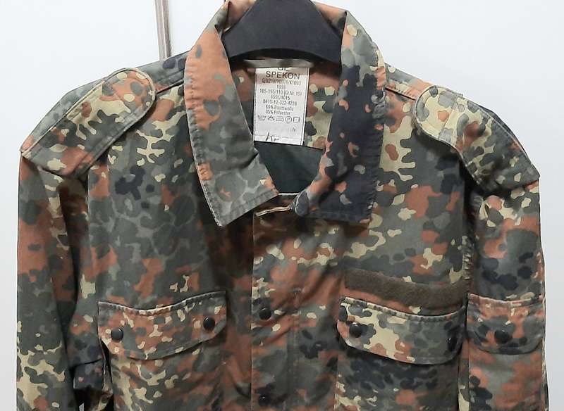 1990s German Bundeswehr Flecktarn Camouflage Field Dress Jacket with Zipper (L/XL)