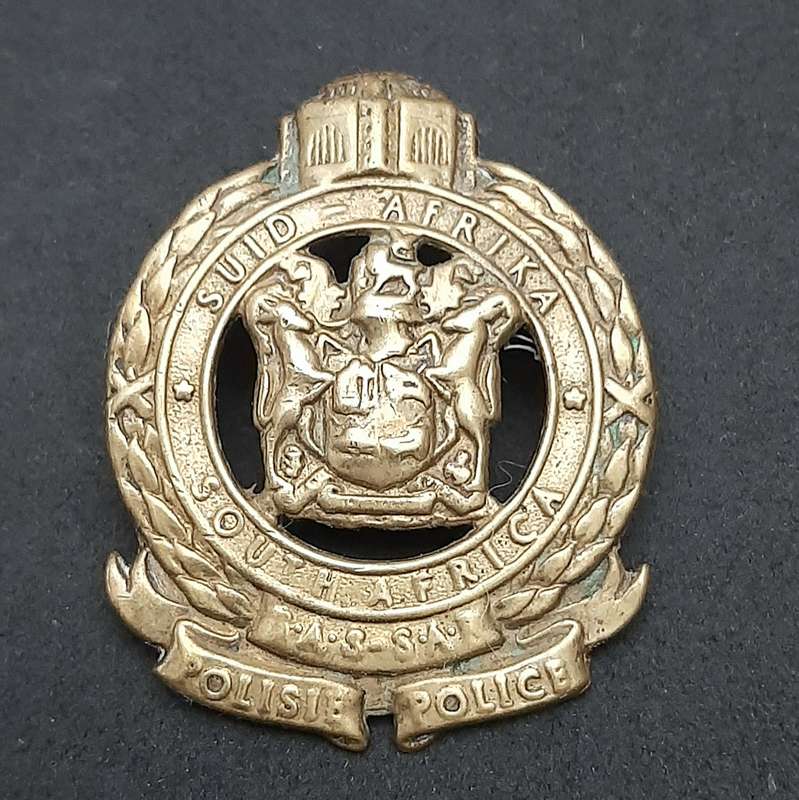 Border War: 1980s SA Railway Police 'National Task Force' Brass Beret Badge ( All Pins).