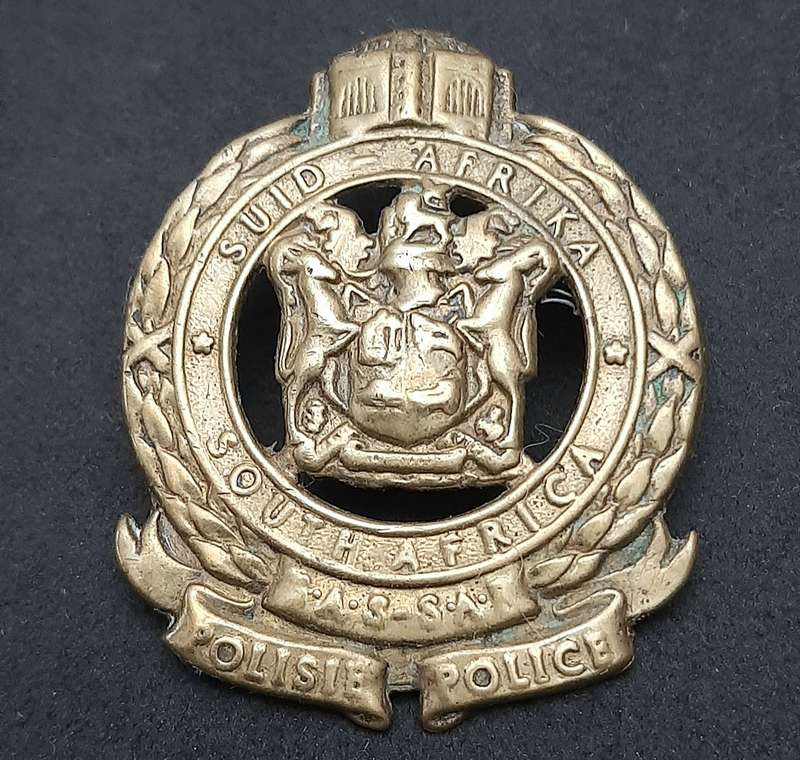 Border War: 1980s SA Railway Police 'National Task Force' Brass Beret Badge ( All Pins).