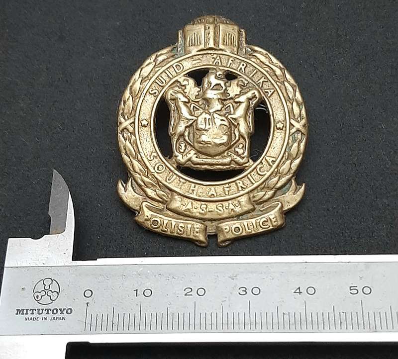 Border War: 1980s SA Railway Police 'National Task Force' Brass Beret Badge ( All Pins).
