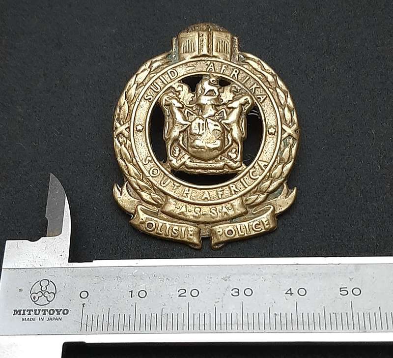 Border War: 1980s SA Railway Police 'National Task Force' Brass Beret Badge ( All Pins).