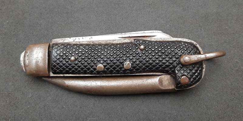 WW2 : British Army 1942 Jack-Knife / Pocket Knife w/ Bexoid Grips ( Roger's, Sheffield).