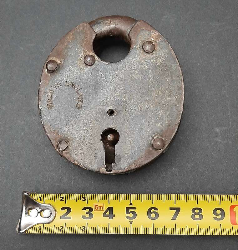 Late 19th Century: English Wrought Iron Padlock w/ Key  (Functional).