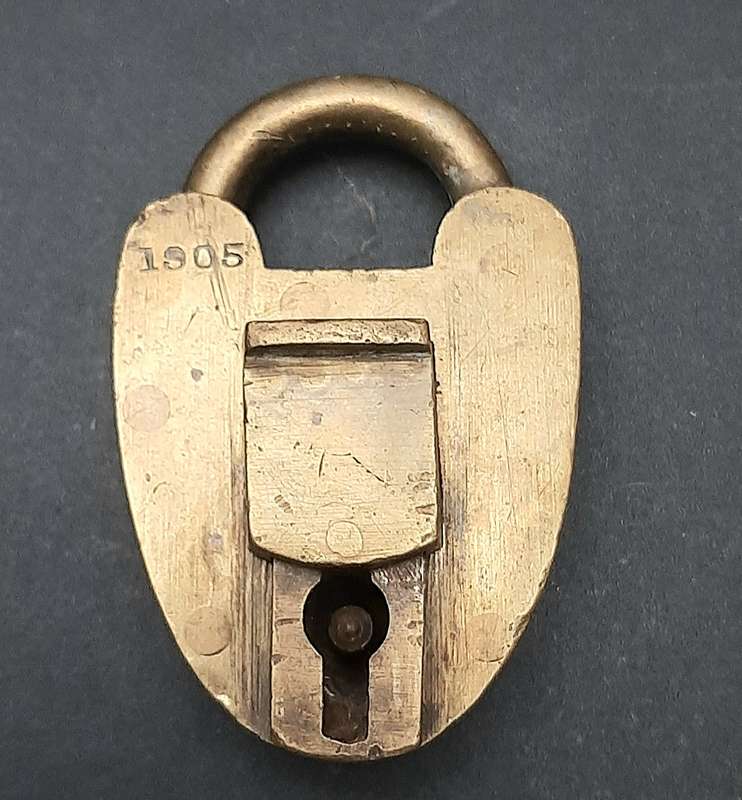 Early 20th Century: 1905 Henry Harrison & Sons Brass Trap-Door Padlock .NO KEY.(5cmx4cm).