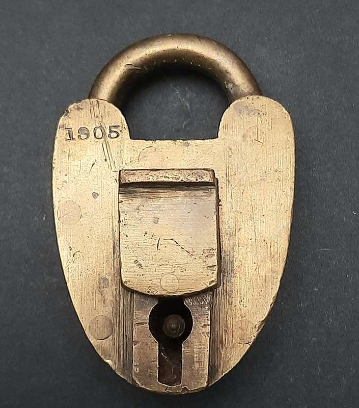 Early 20th Century: 1905 Henry Harrison & Sons Brass Trap-Door Padlock .NO KEY.(5cmx4cm).