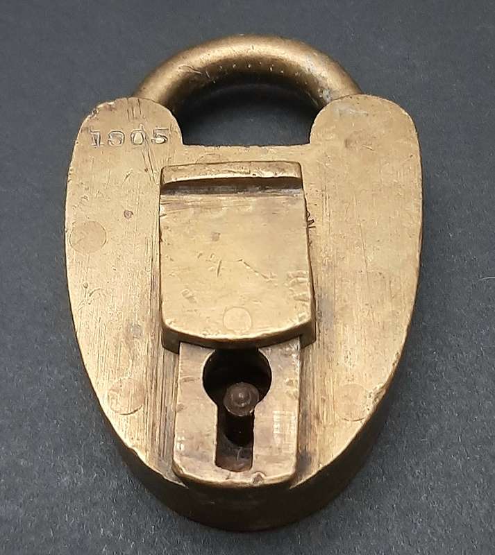 Early 20th Century: 1905 Henry Harrison & Sons Brass Trap-Door Padlock .NO KEY.(5cmx4cm).