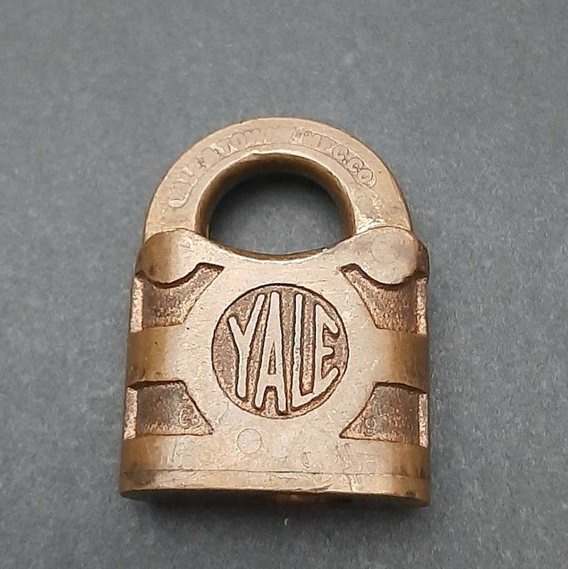 Early 20th Century: Yale & Towne Brass Padlock w/out Key (3.5cm x 3.5cm)