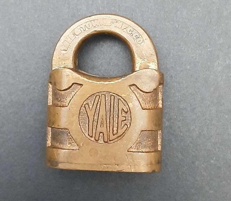 Early 20th Century: Yale & Towne Brass Padlock w/out Key (3.5cm x 3.5cm)