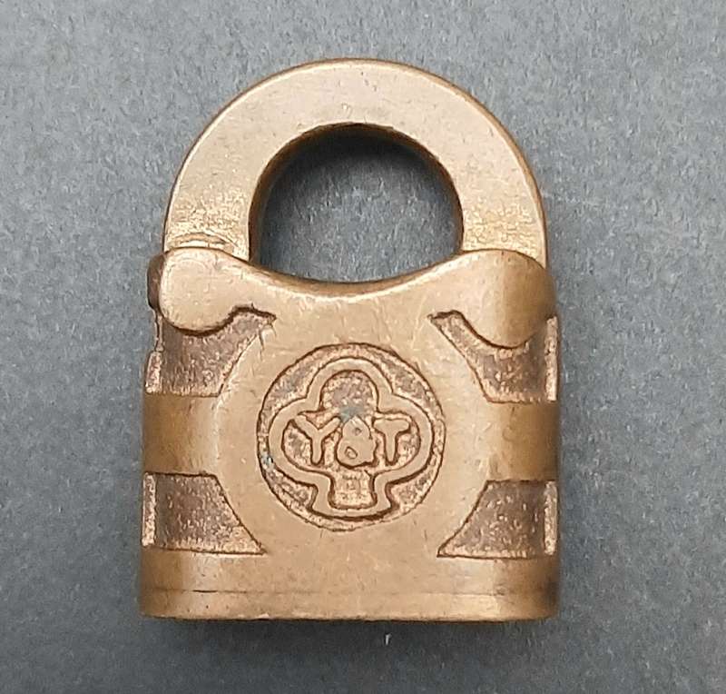 Early 20th Century: Yale & Towne Brass Padlock w/out Key (3.5cm x 3.5cm)