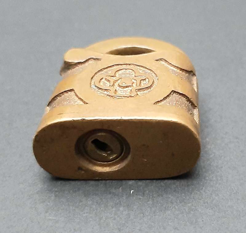 Early 20th Century: Yale & Towne Brass Padlock w/out Key (3.5cm x 3.5cm)