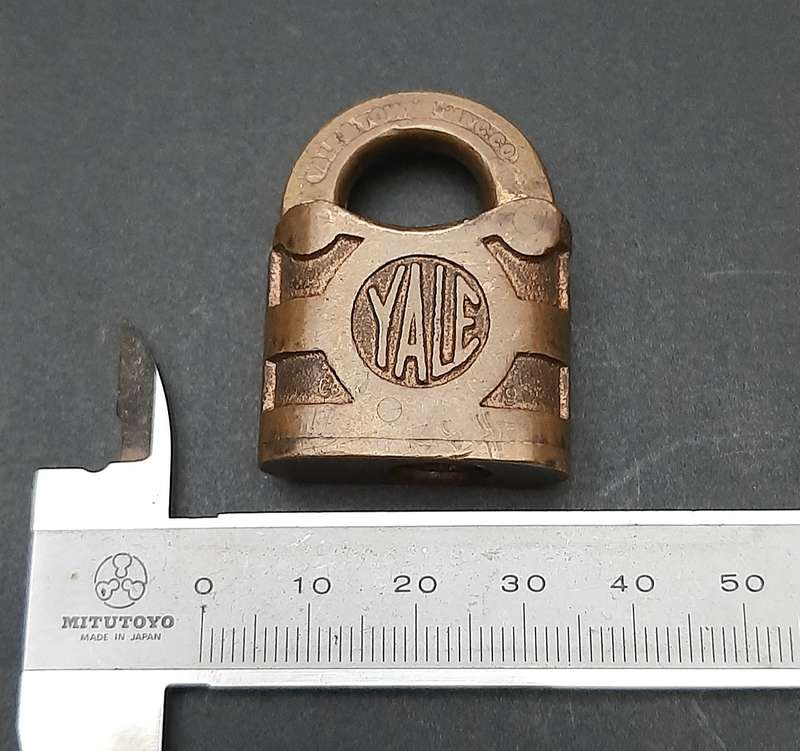 Early 20th Century: Yale & Towne Brass Padlock w/out Key (3.5cm x 3.5cm)