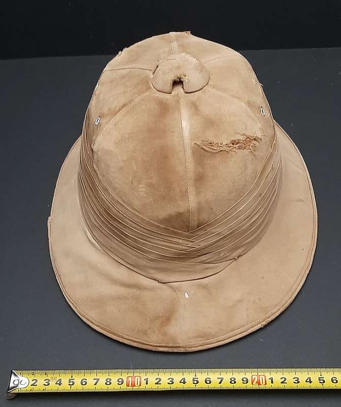 RARE: 1940s SA Railways- Khaki Pith/ Custodian Helmet w/ Pugaree ( Size 58/59).