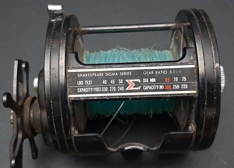 ANGLING: Shakespeare 'Sigma' 2951-365 Saltwater Right-hand Boat-Fishing Reel (21cm x 14cm).