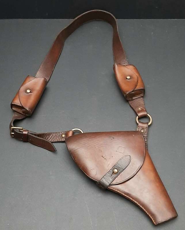 RARE: 1906 Natal Rebellion Era - S.A.C  . 455 Webley Short Leather Pistol Holster & Ammunition Pouch