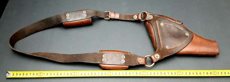 RARE: 1906 Natal Rebellion Era - S.A.C  . 455 Webley Short Leather Pistol Holster & Ammunition Pouch