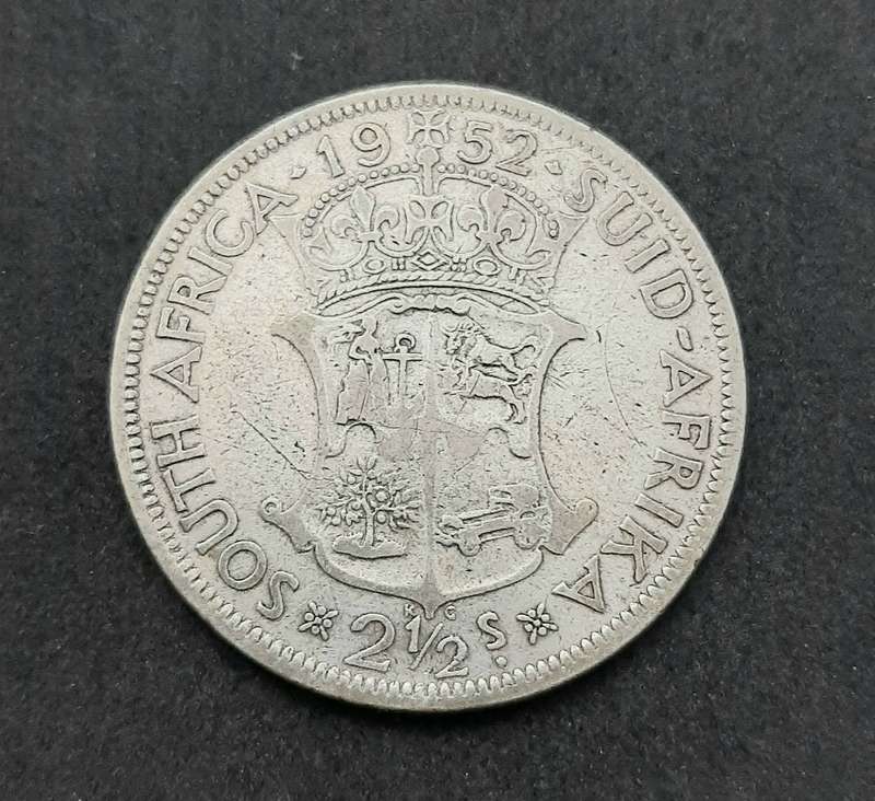 1952 South Africa: .500 Silver 2½ Shilling KGVI Coin (F).