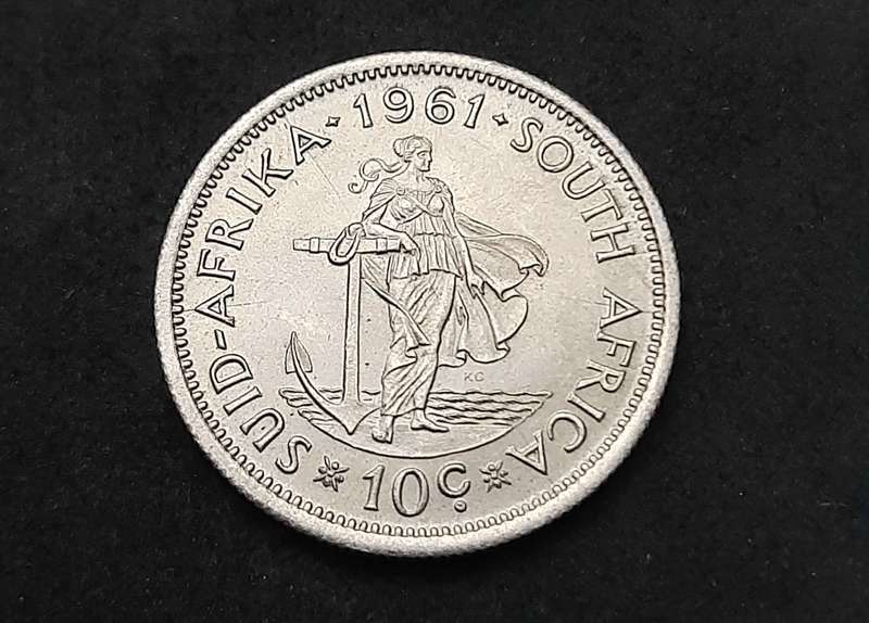 1961 South Africa: .500 Silver 10 cent Coin (XF/XF+).