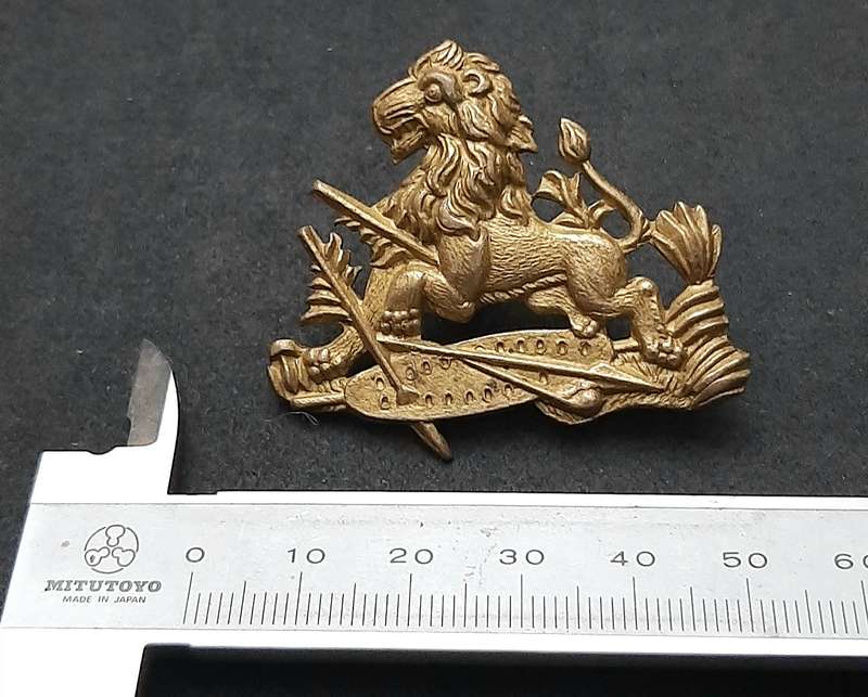Rhodesia 1950s : British South Africa Police Brass Pith Helmet / Cap Badge w/ Lugs.