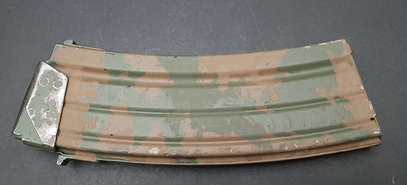 Early 1990s : ABS-ISD / Internal Stability Unit - Custom Camouflage 30 Rd Steel R5 Magazine #2