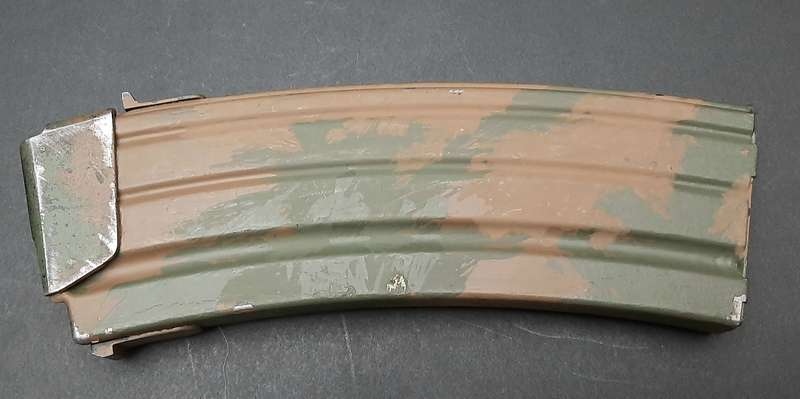 Early 1990s : ABS-ISD / Internal Stability Unit - Custom Camouflage 30 Rd Steel R5 Magazine #2