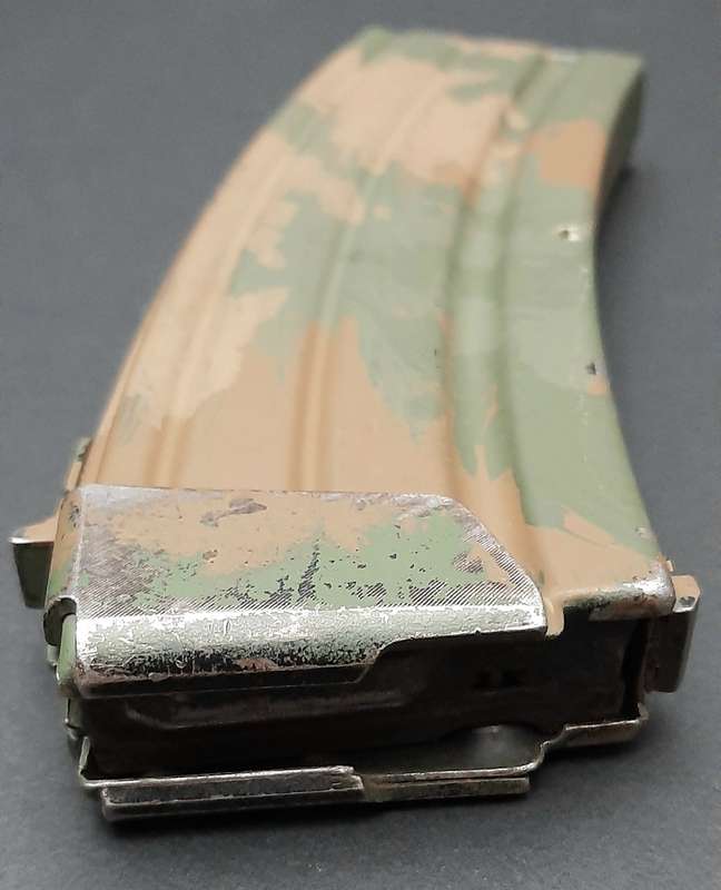 Early 1990s : ABS-ISD / Internal Stability Unit - Custom Camouflage 30 Rd Steel R5 Magazine #2