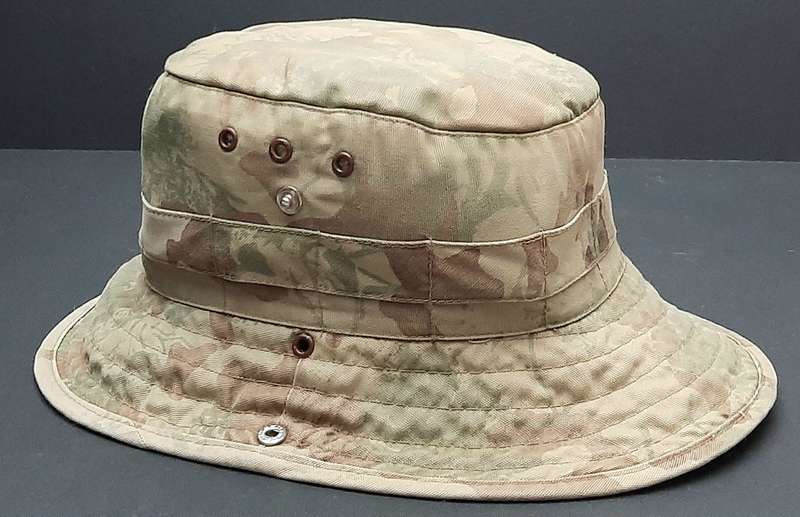 Border War 1980s : 2nd Pattern Camouflage Bush Hat w/ Foliage Band (Large / 59).
