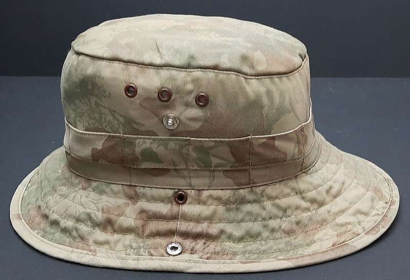 Border War 1980s : 2nd Pattern Camouflage Bush Hat w/ Foliage Band (Large / 59).