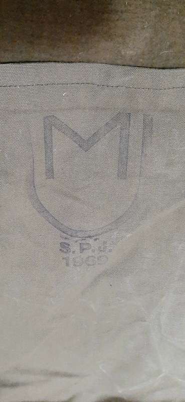RARE: 1969 SADF Officer's Green Bedding Roll w/ Zipper & Wool Lining (SPJ & Union Marked)