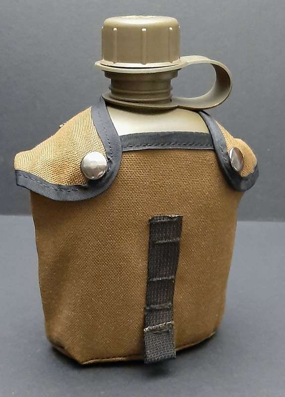 RARE: Mid-1990s SADF Nutria Cordura 1 Litre Canteen Cover w/ Waterbottle.