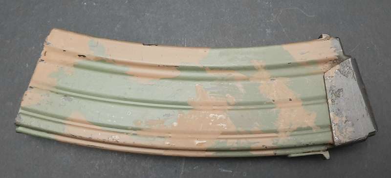 Early 1990s: ABS-ISD 2nd Patt. Camouflage R4/ R5  Steel 30 Rnd Magazine #3.