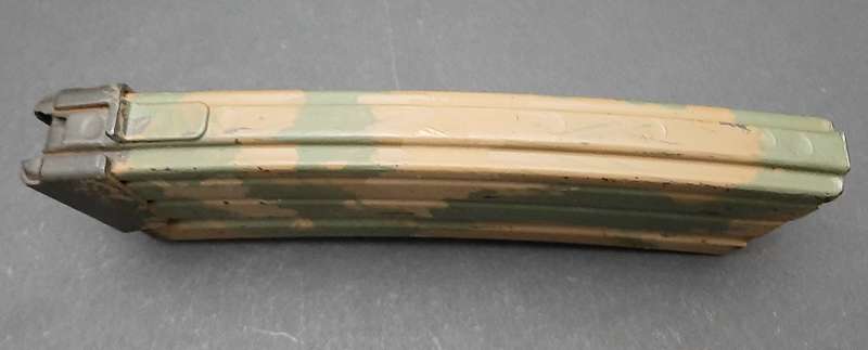 Early 1990s: ABS-ISD 2nd Patt. Camouflage R4/ R5  Steel 30 Rnd Magazine #3.