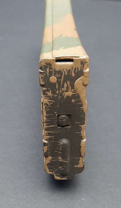 Early 1990s: ABS-ISD 2nd Patt. Camouflage R4/ R5  Steel 30 Rnd Magazine #3.