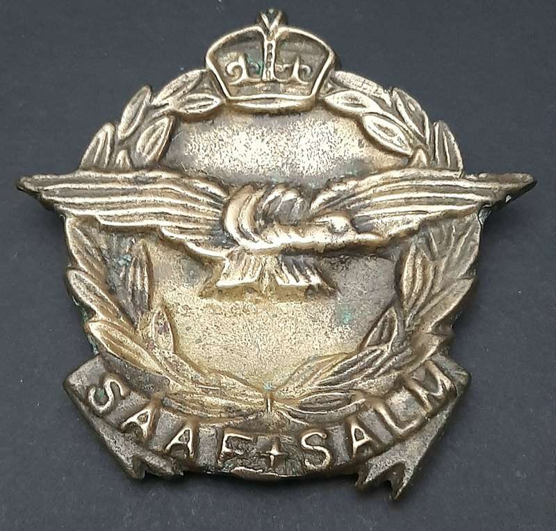 **WW2 : South African Air Force Sandcast Brass Ashtray w/ Insignia Relief (9cmx9cm).