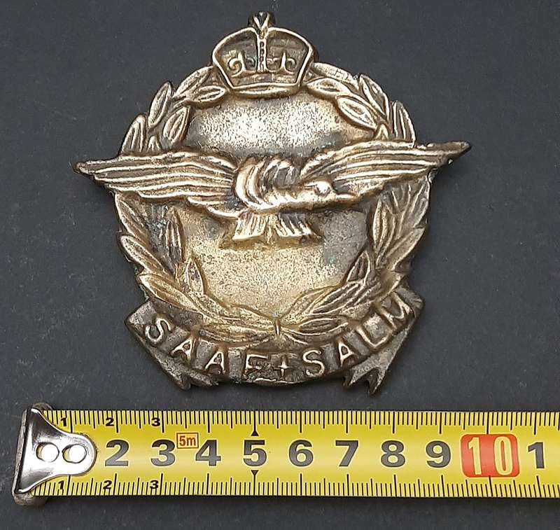 **WW2 : South African Air Force Sandcast Brass Ashtray w/ Insignia Relief (9cmx9cm).