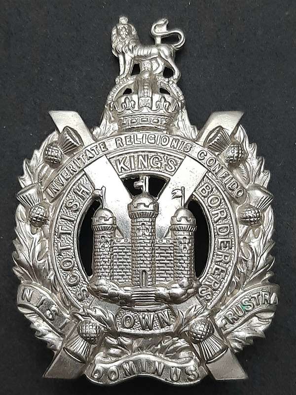 WW1/WW2 : King's Own Scottish Borderers Glengarry/ Tam O'Shanter White Metal Badge (Lugs Intact).