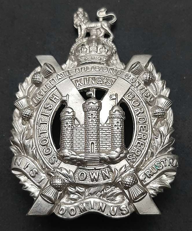 WW1/WW2 : King's Own Scottish Borderers Glengarry/ Tam O'Shanter White Metal Badge (Lugs Intact).