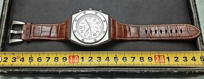 STUNNING: Rotary Gent's 'Aquaspeed' Swiss Tachymeter Chronograph Watch w/ Leather Strap (UNTESTED).