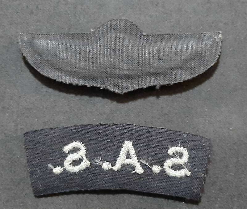 RARE: Early 1980s New Zealand S.A.S Patt.44 Maroon Title & Parachute Wing ( 2 Pcs).