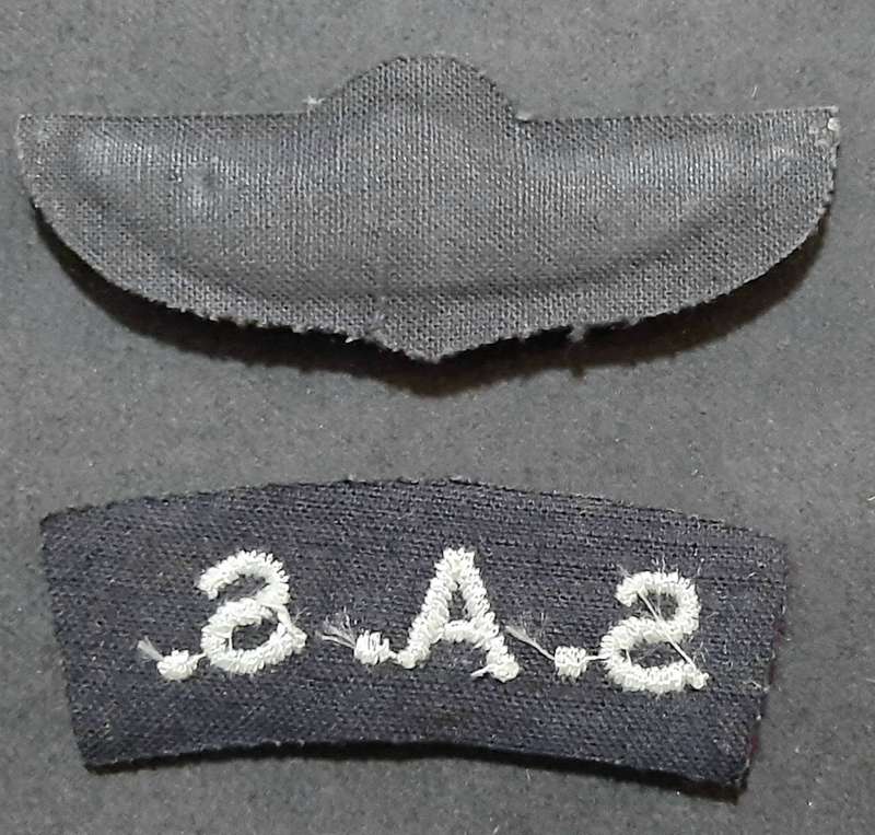 RARE: Early 1980s New Zealand S.A.S Patt.44 Maroon Title & Parachute Wing ( 2 Pcs).