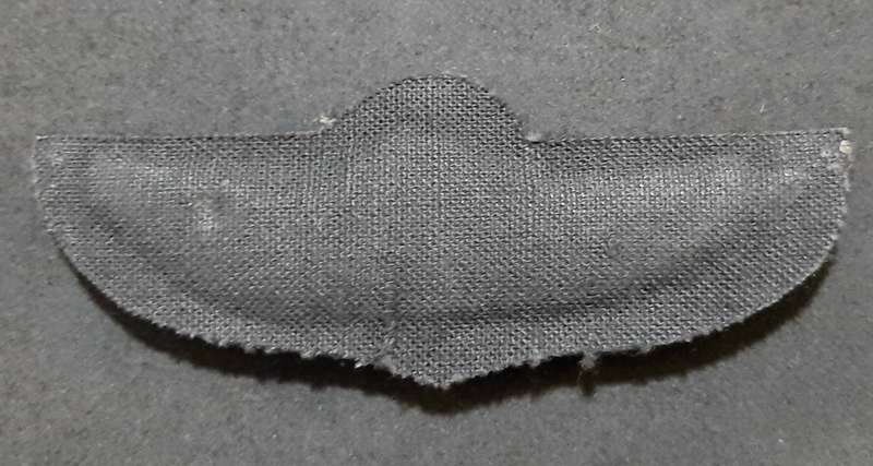 RARE: Early 1980s New Zealand S.A.S Patt.44 Maroon Title & Parachute Wing ( 2 Pcs).