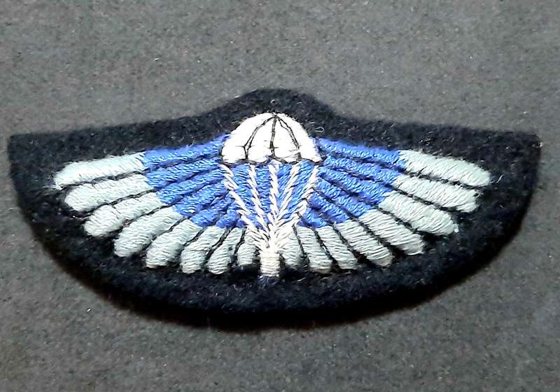 RARE: 1980s British S.A.S Padded Embroidered Parachute Qualification Wing.
