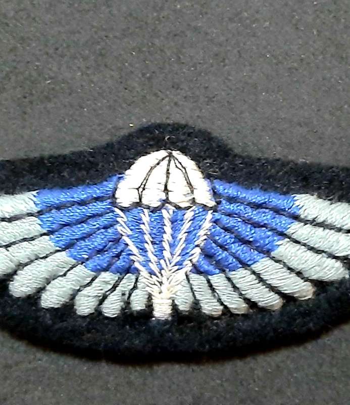 RARE: 1980s British S.A.S Padded Embroidered Parachute Qualification Wing.