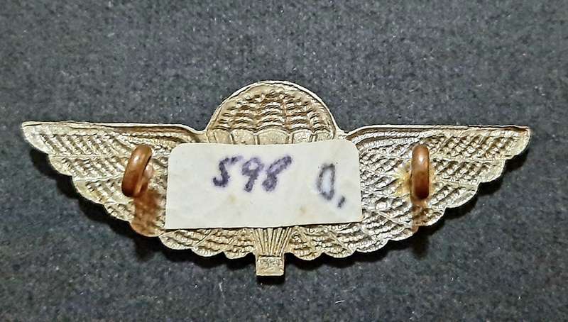 RARE: 1980s British S.A.S Silver Metallic HALO Dress Parachute Wing (Lugs Intact).